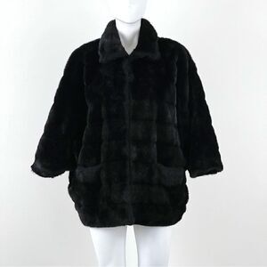 Trina Turk Women's Blac Faux Fur Dolman Sleeve Jacket